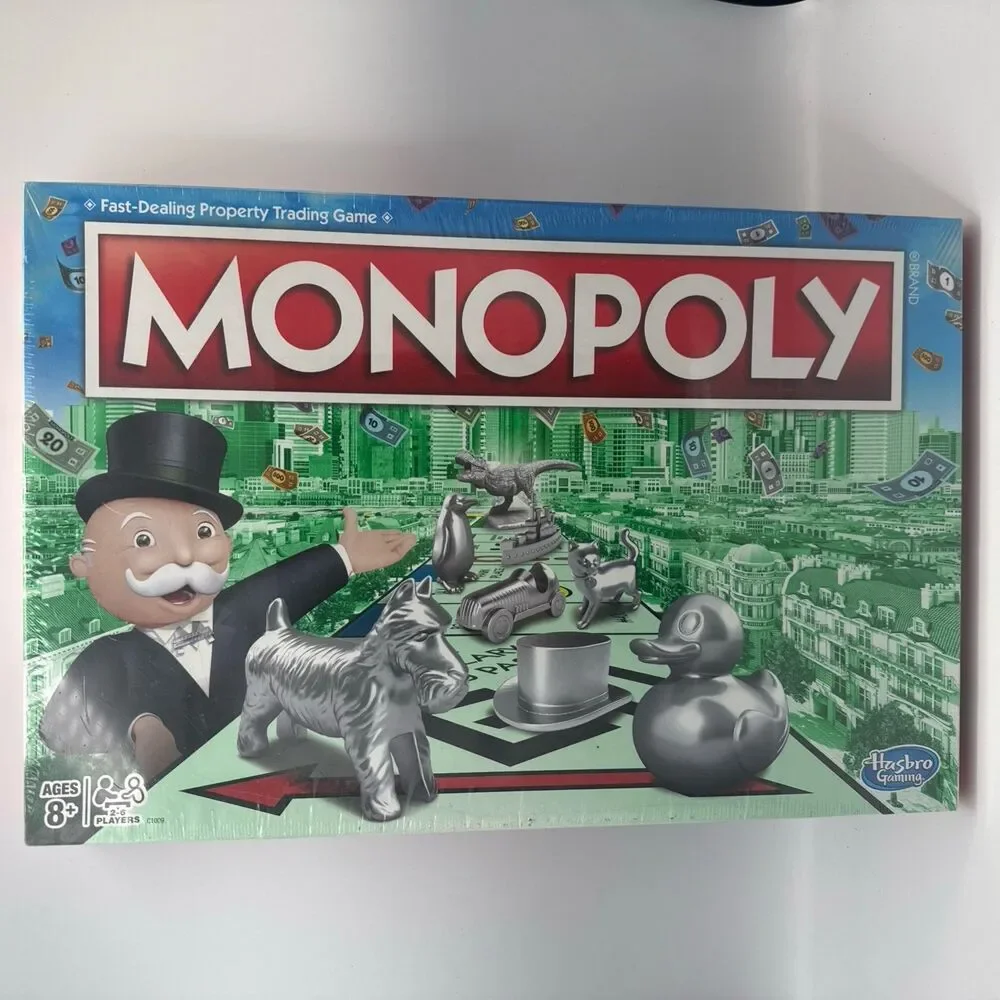 Hasbro Monopoly C1009 Classic Board Game With New Characters